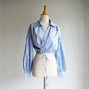 NWT KITTENISH | Blue Cropped Tie Front Puffed Sleeve Oxford | XL